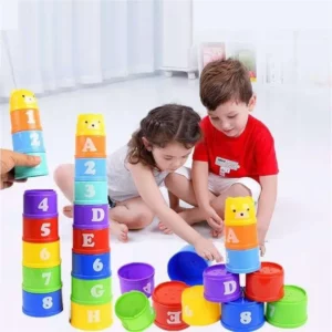 Jeu d'empilage tasse enfants 